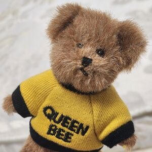 Boyds Bear Queen Bee RARE Keychain
